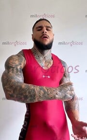 MUSCULOSO TATUADO VERGON DOMINANTE BARBADO DISPUESTO A CUMPLIR TUS FANTASÍAS - FOTO 1