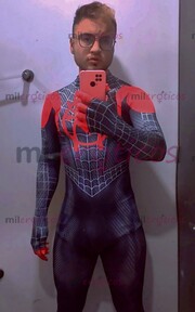 JOVEN COMPLACIENTE, TONIFICADO Y CON SITIO EN EL SUR DE LA CIUDAD - FOTO 2