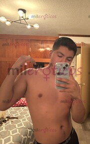 JOVEN UNIVERSITARIO, EDUCADO, VERGON Y ENTRÓN - FOTO 5