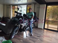 SINGLE MADURO CONOCEDOR DEL TEMA MUY COMPLACIENTE Y BIEN DOTADO - FOTO 1