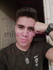 SOY UN CHAKAL VENDO MIS VIDEOS JALANDOME MI VERGOTA Y SACANDO CHORROS DE LECHE - FOTO 4