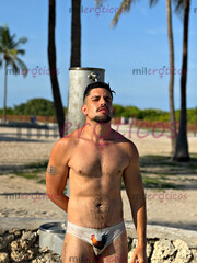 BISEXUAL MACHO ACTIVO POLÍGLOTA PARA CUMPLÍR TUS FANTASÍAS - FOTO 5