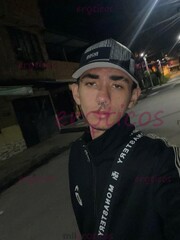 JOVEN PASIVO SUMISO COMPLA IENTE DE 19 AÑOS BUSCANDO UNA RICA VERGA PARA CHUPAR - FOTO 10