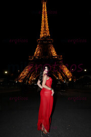 REBECA BURGOS 20 AÑOS ROSTRO INTERNACIONAL DE VUELTA AL PAÍS ACEPTÓ TARJETAS - FOTO 5