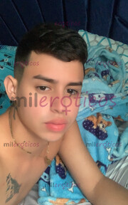 CHICO LINDO PASIVO NALGON DE PASO POR LA CIUDAD - FOTO 3