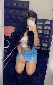 MÉTEME LA LENGUA ENTRE MIS PIERNAS Y DISFRUTA DE LO MOJADITA QUE ESTARE PARA TI - FOTO 1