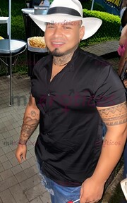 POLLO TATUADO MACHO BARONIL CON SITIO PRIVADO - FOTO 8