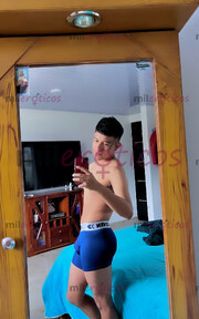 JOVEN MORENO CON GANAS DE EXPERIMENTAR NUEVAS COSAS - FOTO 5