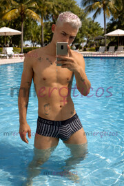 CHICO DELGADO TONIFICADO ARRECHO DISPUESTO A CUMPLIR TODAS TUS FANTASIAS - FOTO 7