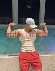 GUAPO CHACAL ALTÍSIMO DE 1.95 CON HERMOSA VERGA DE 21CM ÚNICAMENTE ACTIVO - FOTO 10