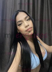 BONITA NIÑA ACT DISFRUTA DE MI PENE DE MUJER PRETTY GIRL ENJOY MY WOMAN