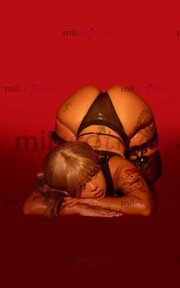 JOVEN CHAPARRITA DE CUERPO DELICADO, ADICTA AL SEXO Y A LOS TRIOS - FOTO 2