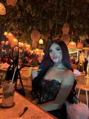 TRANS PETTITE, FEMENINA Y MUY CACHONDA BEBÉ - FOTO 2