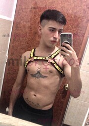 CHICO COMPLACIENTE, TWINK, MORBOSO Y CALIENTE DE CULO Y VERGA. - FOTO 1