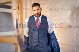 TAPATÍO ALTO Y VELLUDO, DOMINANTE VERGON Y FETICHISTA - FOTO 9