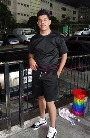 HOLA SOY DERECK HE VUELTO A LA CIUDAD TAN CACHONDO Y CON GANAS DE DIVERTIRME - FOTO 6