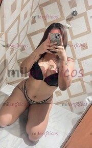 MORENITA BONITA DE FUEGO 19 AÑOS CIENTE MI RICA VAGINA APRETADITA - FOTO 6