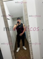 VEN Y DÉJATE LLEVAR POR UN JOVEN DE 24 AÑOS QUE ESTÁ DISPUESTO A COMPLACERTE - FOTO 1