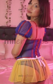 PERRITA SUPER CALIENTE CUERPO NATURAL ME MOJO FÁCIL - FOTO 8