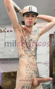 FLACO BLANCO TATUADO ACTIVO MORBOSO CON SITIO - FOTO 1