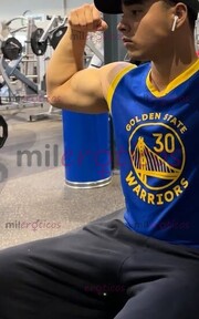 GIGOLÓ DISCRETO, EDUCADO Y MUY COMPLACIENTE - FOTO 2