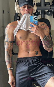 VICTOR EVANZ ,CHICO FIT CON GANAS DE EXPERIMENTAR SU SEXUALIDAD - FOTO 7