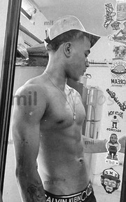 CHICO JOVEN MORENO DE 20 AÑOS DISPUESTO A COMPLACERTE Y DARTE LO QUE QUIERES - FOTO 4