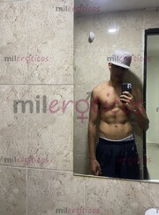 BURRO ACTIVO CON LA VERGA LARGA LISTO PARA PARTIR Y COMPLACERTE - FOTO 9