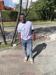 EL NEGRO ELEGANTE QUE TODAS QUIEREN TENER, NO TE PIERDAS ESTE CHOCOLATE - FOTO 9