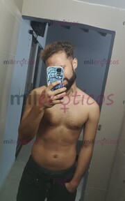 JOVEN DEPORTISTA CARISMÁTICO Y SEDUCTOR CARIÑOSO Y COMPLACIENTE - FOTO 2