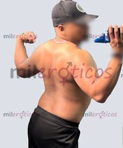 HOMBRE DE 30 AÑOS ATLÉTICO 500 PESOS EL SERVICIO 30 MIN SOLO A MUJERES - FOTO 1