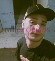 JOVEN DECIOSO DE MUJERES MADURAS Y PAREJAS - FOTO 6