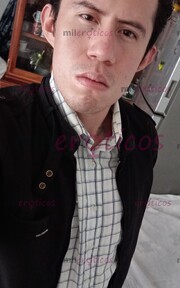 HOMBRE CON GANAS DE HACERTE DISFRUTAR DELICIOSO EN LA CAMA. - FOTO 7