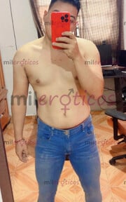 NUEVO EN LA CIUDAD SOY TAPATÍO, SI GUSTAS CONOCERME SOY CHINITO SI TE VAN ANDO - FOTO 1