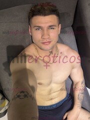 GUAPÍSIMO OJIAZUL CON UNA VERGOTA DE 20 CM Y UN CUERPAZO - FOTO 8