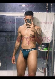 MORENO 1.93 CM MÚSCULOSO DISPUESTO A COMPLACERTE. - FOTO 6