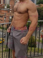 ATLÉTICO, MASCULINO, RESERVADO. MASAJES EROTICOS... - FOTO 3