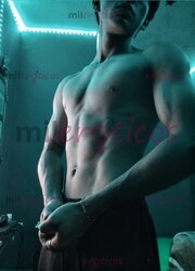 SOY HOMBRE, LISTO PARA SATISFACER A TODAS LAS MUJERES QUE DESEEN, SOLO MUJERES - FOTO 2