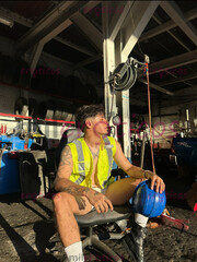 ACOMPAÑANTE VIP. ALTO, VARONIL, EDUCADO. BUENA VERGA - FOTO 1