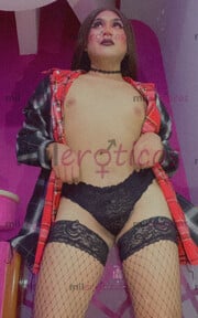 CHICA TV CON RICA PALETITA, MÁS DURA QUE ANTES - FOTO 8
