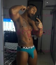 DOMINICANO, 28 AÑOS, CON UNA PRESENCIA QUE COMBINA SEGURIDAD, ELEGANCIA Y UN TOQ - FOTO 9