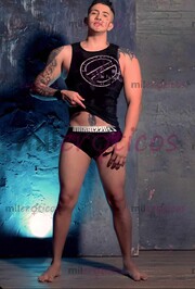 PAISITA VERGON PINTA BISEXUAL COMPLACIENTE EN TODO - FOTO 2