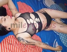 LLEGO TU FLAQUITA CALIENTE NUEVA EN LA CIUDAD COMPLETA DESCOMPLICADA RICO ORAL - FOTO 10