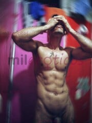 JOVEN DE 27 AÑOS, BIEN CALIENTE, CON GANAS DE CHUPAR VAGINAS - FOTO 1