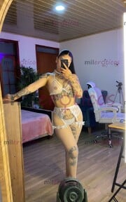 HERMOSA TATUADA UNIVERSITARIA DISPUESTA A COMPLACERTE - FOTO 10