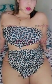 COQUETA LINDA Y COMPLACIENTE CON GRANDES ATRIBUTOS - FOTO 3