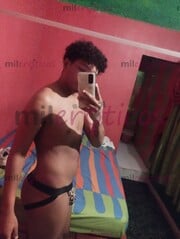POLLO JOVENCITO CON BUENA VERGA Y UN BUEN CULO DISPONIBLE PARA COMPLACERTE - FOTO 9