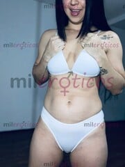 GRITONCITA Y MALCRIADA, ASÍ QUE QUIERO QUE ME ALIMENTES CON TU LECHE PAPI - FOTO 2
