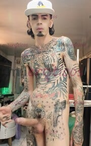 FLACO ACTIVO VERGON TATUADO BLANCO MORBOSO - FOTO 2