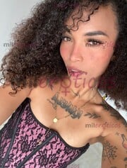 BELLA NEGRA CON CABELLO AFRO, ME LLAMO CANELA - FOTO 3